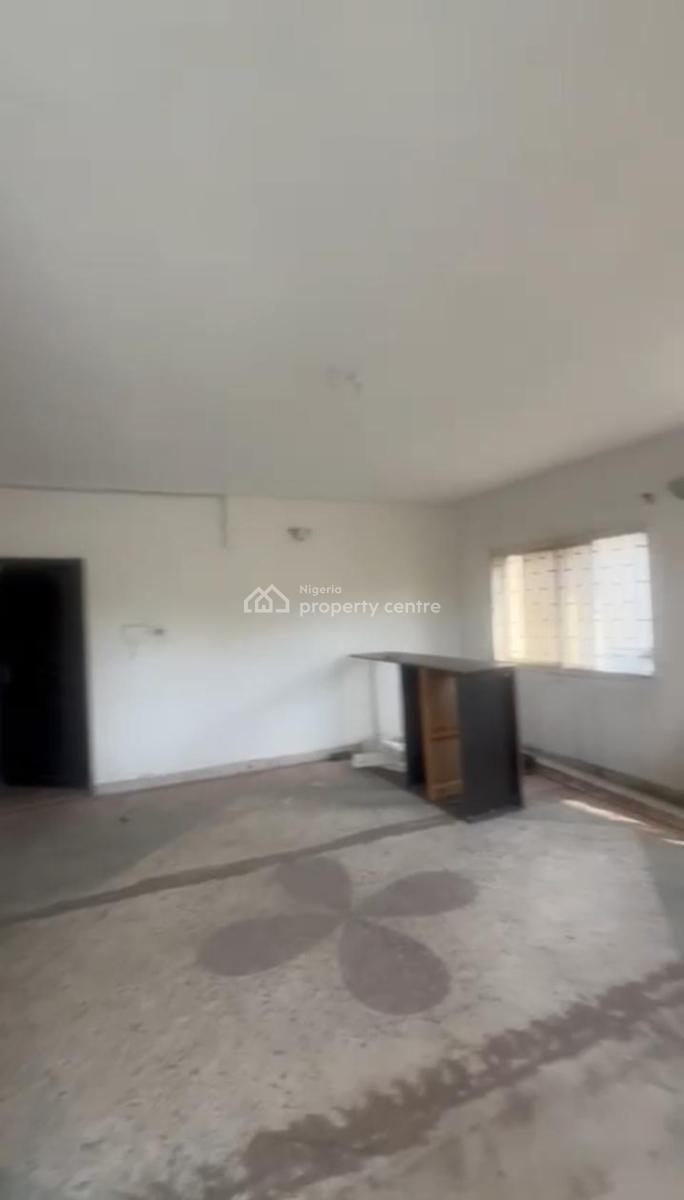 Lovely 2 Bedroom Flat, Wolemadariola Off Enitan, Aguda, Surulere, Lagos, Flat / Apartment for Rent