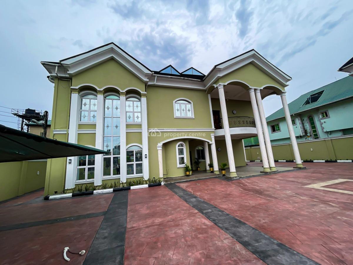 5 Bedroom Duplex with 2 Rooms Bq & a Penthouse in an Estate, Royal Avenue Estate, Peter Odili Road, Trans Amadi, Port Harcourt, Rivers, Detached Duplex for Rent