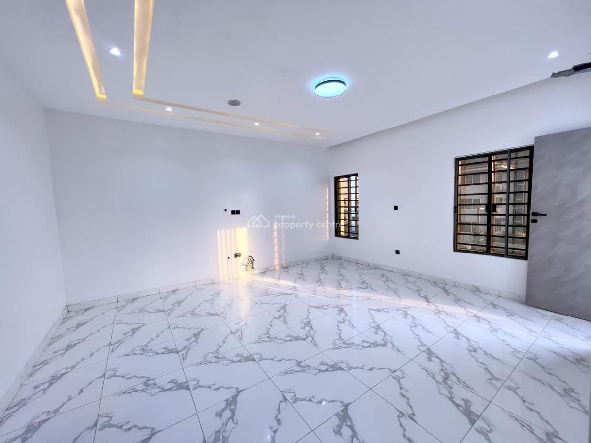 4-bedroom Self-contained Compound with Private Entrance - Equipped Wit, Lekki Phase 1, Lekki, Lagos, House for Sale