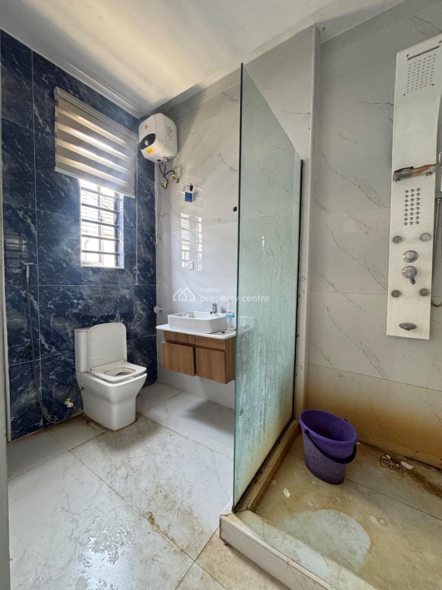 Decent and Well Maintained 4 Bedroom Terrace Duplex, Sangotedo, Ajah, Lagos, Terraced Duplex for Rent