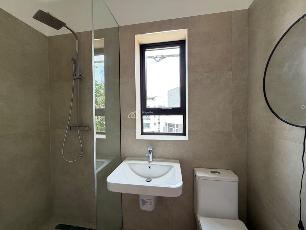 4 Bedroom Apartment with 2 Room Bq, Off Bourdilion Road, Old Ikoyi, Ikoyi, Lagos, Flat / Apartment for Sale