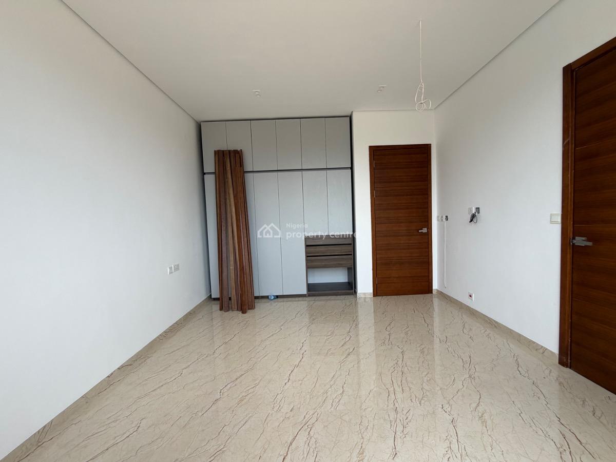 4 Bedroom Apartment with 2 Room Bq, Off Bourdilion Road, Old Ikoyi, Ikoyi, Lagos, Flat / Apartment for Sale