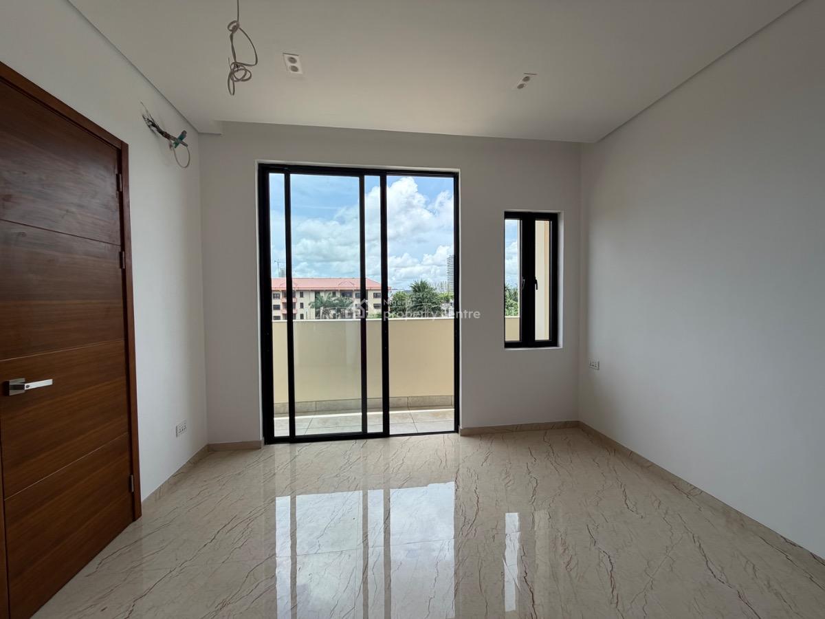 4 Bedroom Apartment with 2 Room Bq, Off Bourdilion Road, Old Ikoyi, Ikoyi, Lagos, Flat / Apartment for Sale