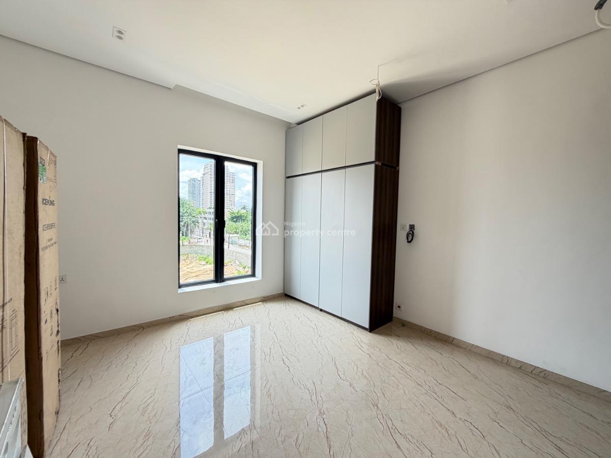 4 Bedroom Apartment with 2 Room Bq, Off Bourdilion Road, Old Ikoyi, Ikoyi, Lagos, Flat / Apartment for Sale