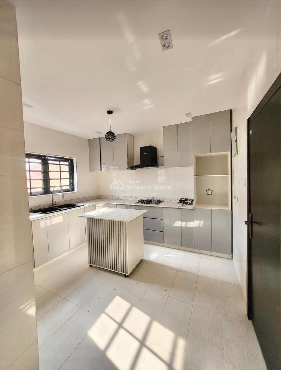 3 Bedrooms, Agungi, Lekki, Lagos, Terraced Duplex for Rent