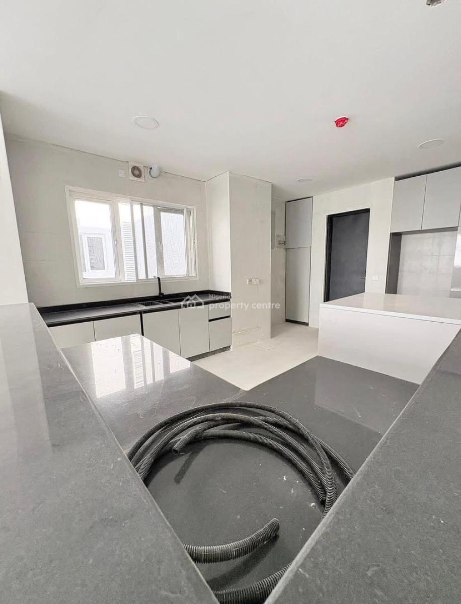 4 Bedrooms, Chevron, Lekki, Lagos, Semi-detached Duplex for Rent