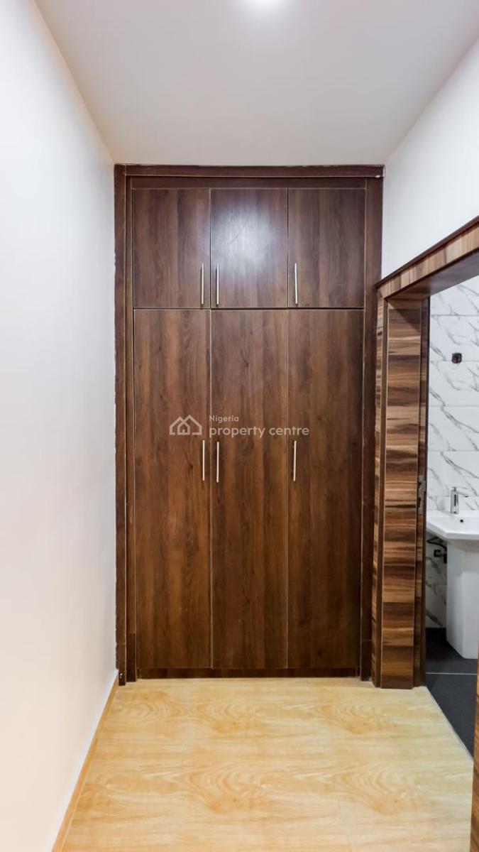 4 Bedrooms Terrace Duplex with 1 Room Bq, Beside Hmedix, Great Estate, Guzape District, Abuja, Terraced Duplex for Sale