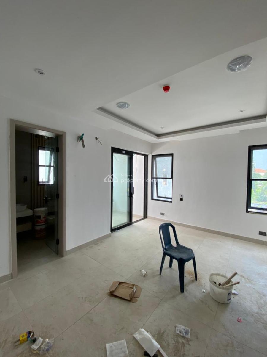 Excellent 4 Bedroom Maisonette with a Bq, Ikoyi, Lagos, Flat / Apartment for Sale