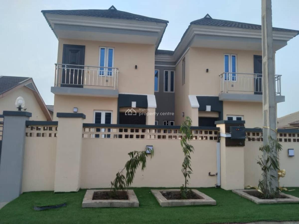 a Spacious  4 Bedroom Semi-detached Duplex, Berger, Arepo, Ogun, Semi-detached Duplex for Sale