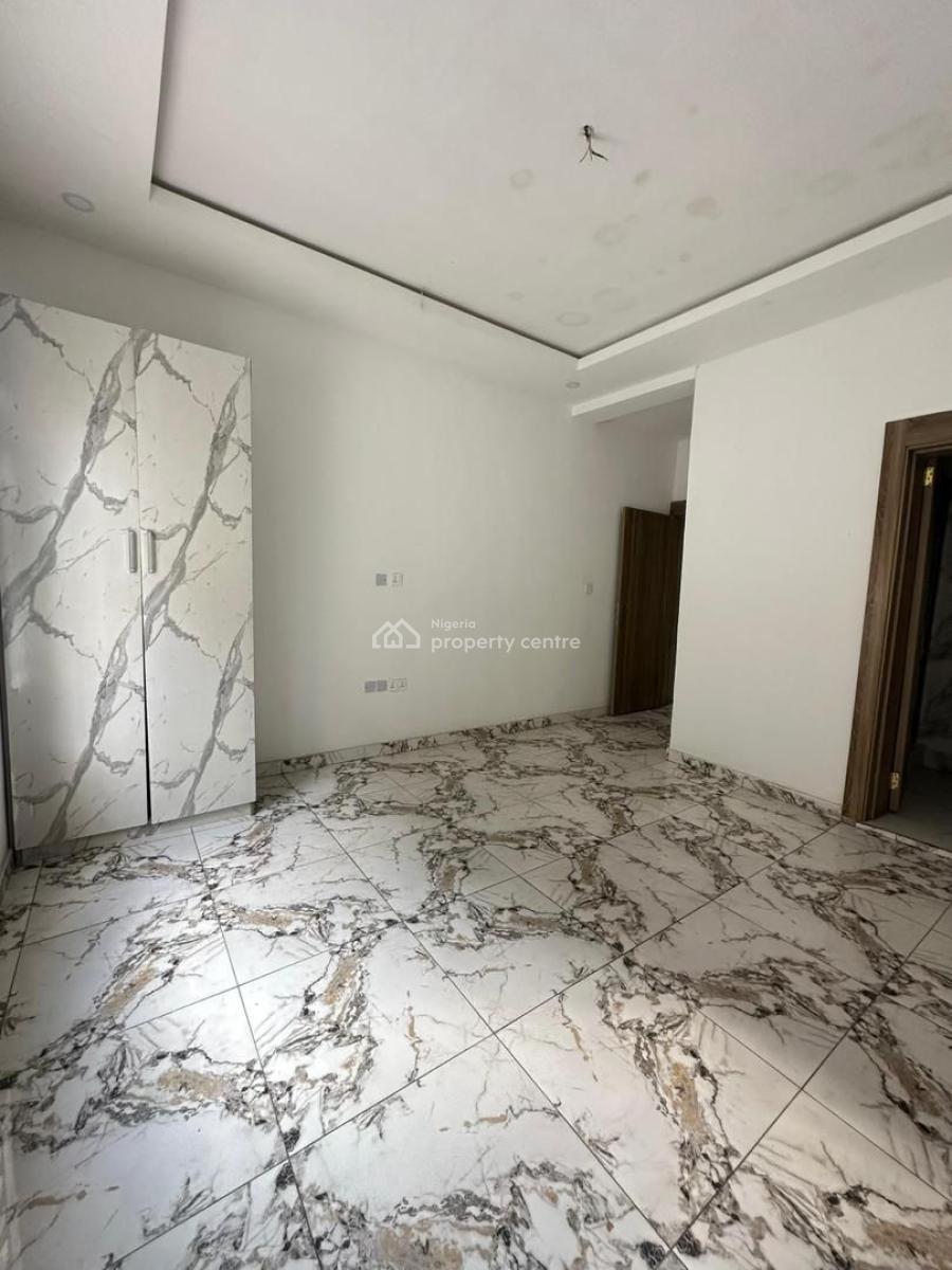 2 Bedroom Apartment with Bq, Ikota, Lekki, Lagos, Flat / Apartment for Sale