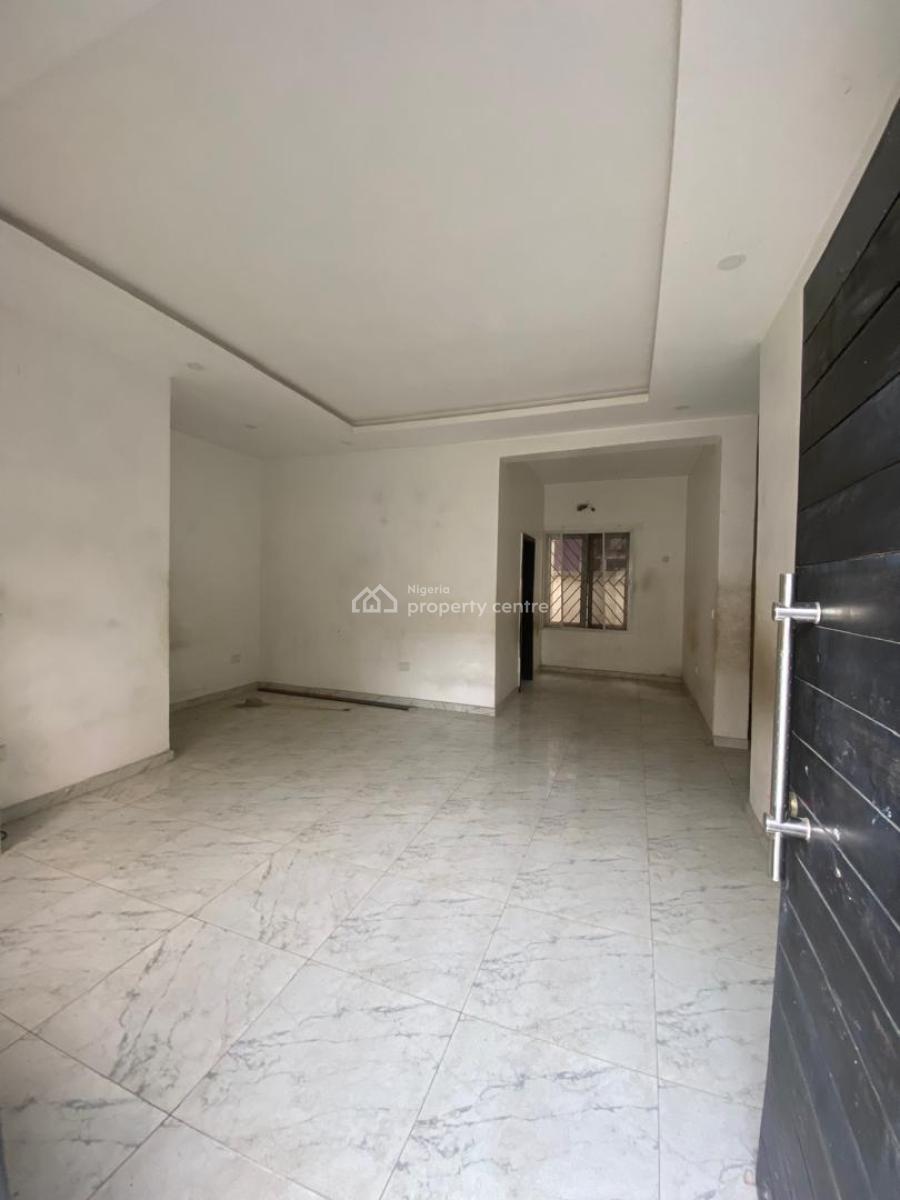 Spacious 3 Bedroom Apartment, Lekki Right, Lekki Phase 1, Lekki, Lagos, Flat / Apartment for Rent