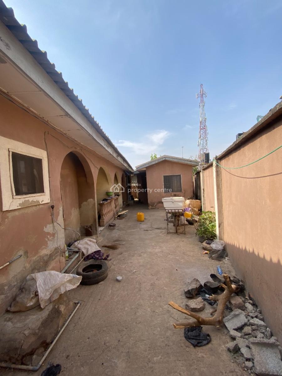 4 Units of 3 Bedroom Semidetached Duplex with 2 Rooms B and Gatehouse, Plot 86, Nyanya Fha, Phase 11, Abuja, Nyanya, Abuja, Semi-detached Bungalow for Sale