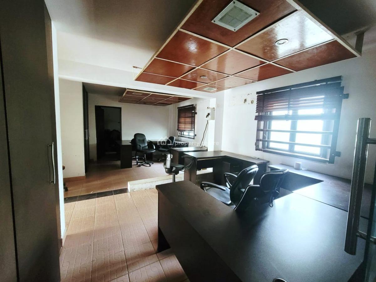 Commercial 3 Rooms Office Space, Lekki Phase 1, Lekki, Lagos, Office Space for Rent