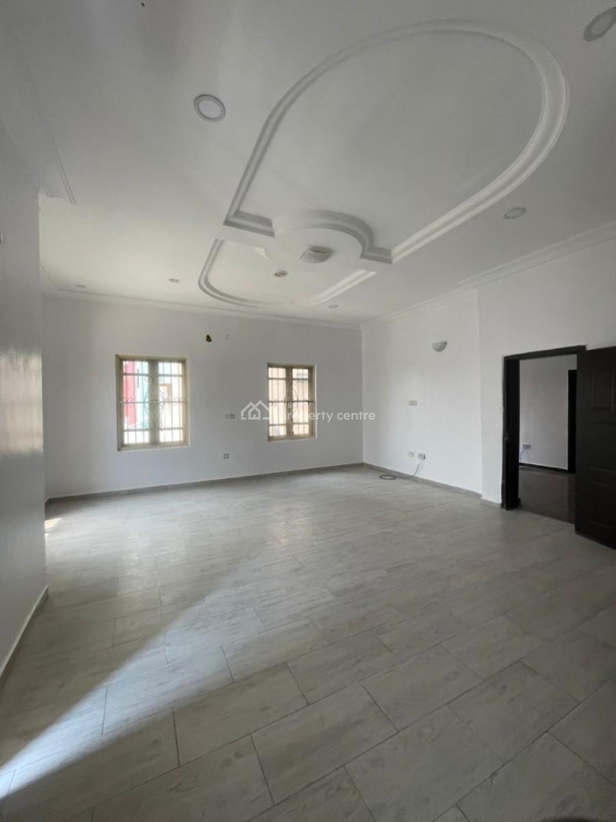 Well Maintained 4 Bedroom Fully Detached Duplex with Bq, Chevron Lekki Lagos, Lekki, Lagos, Detached Duplex for Rent