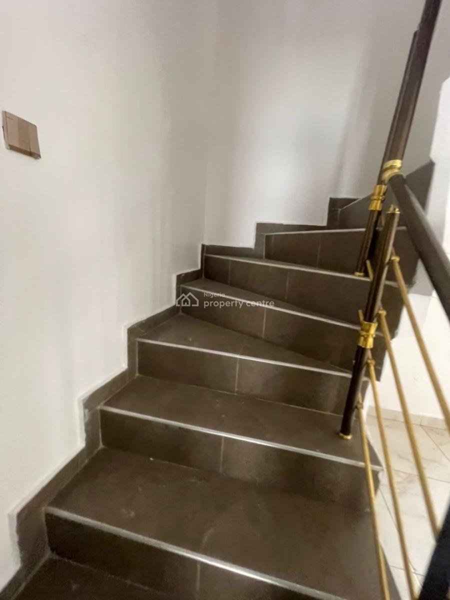 Well Maintained 4 Bedroom Fully Detached Duplex with Bq, Chevron Lekki Lagos, Lekki, Lagos, Detached Duplex for Rent