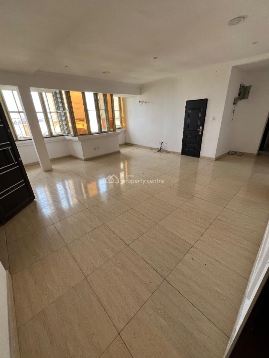 Spacious & Well-ventilated 3-bedroom Apartment in Osapa London Estate, Osapa London, Osapa, Lekki, Lagos, Flat / Apartment for Rent