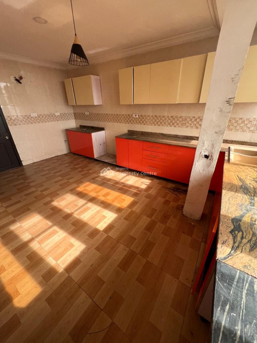 Spacious & Well-ventilated 3-bedroom Apartment in Osapa London Estate, Osapa London, Osapa, Lekki, Lagos, Flat / Apartment for Rent