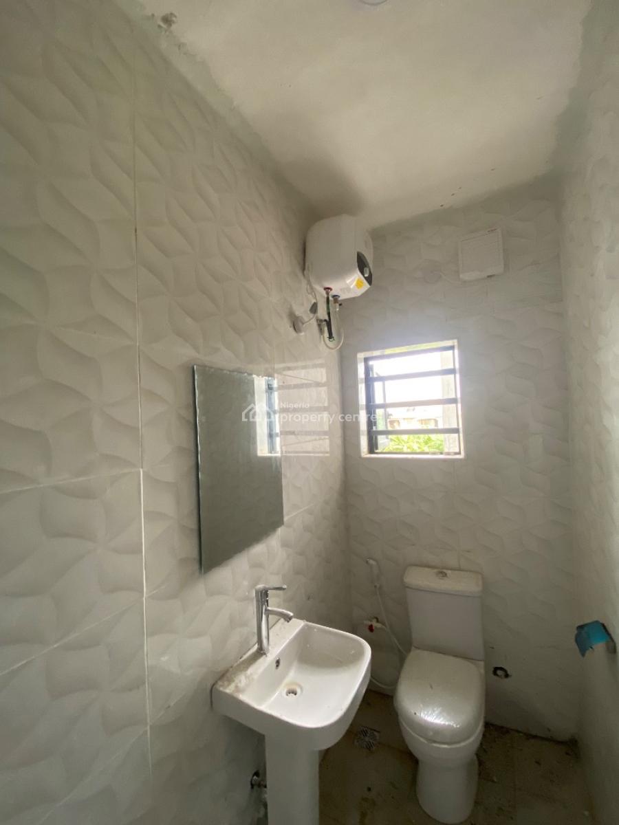 Standard Two Bedroom Apartment, Off Peaceland Ogombo, Ajah, Lagos, Flat / Apartment for Rent