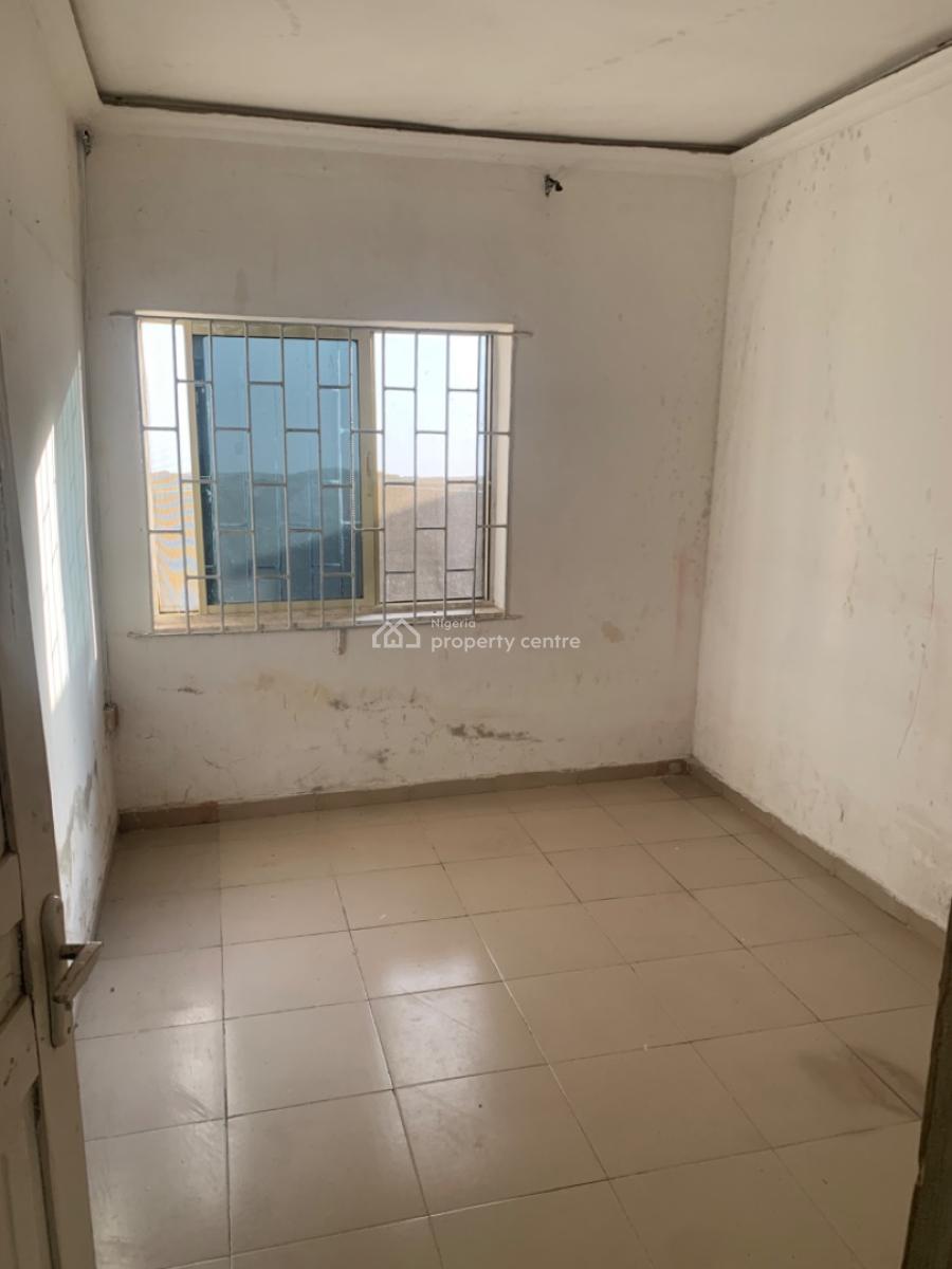 Luxury Mini Flat, Gra Phase 1, Magodo, Lagos, Mini Flat (room and Parlour) for Rent