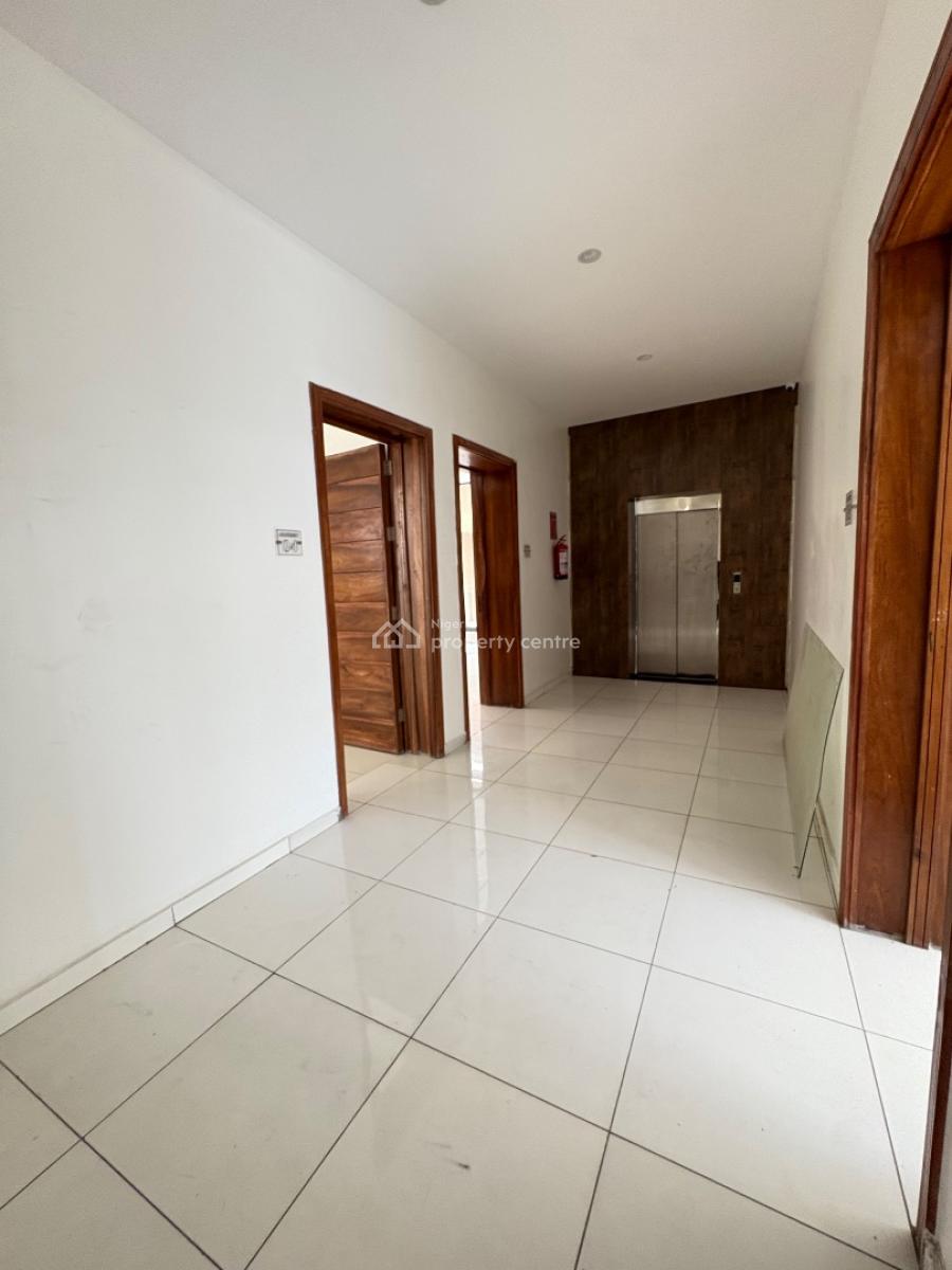 a Standard 2bed Apartment, Oniru, Oniru, Victoria Island (vi), Lagos, Block of Flats for Sale