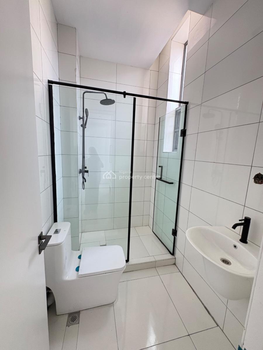 a Standard 2bed Apartment, Oniru, Oniru, Victoria Island (vi), Lagos, Block of Flats for Sale