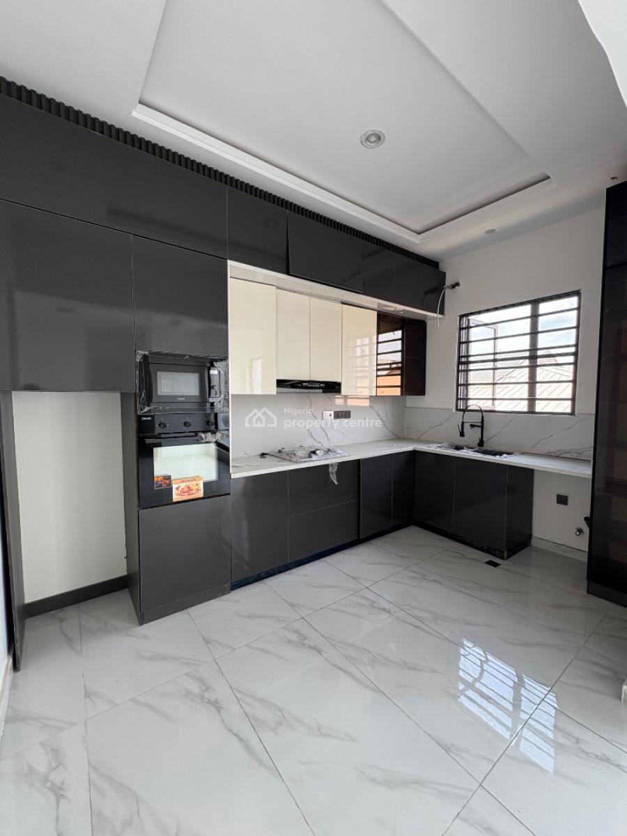 New Built 2 Bedroom, Oniru, Victoria Island (vi), Lagos, Block of Flats for Sale