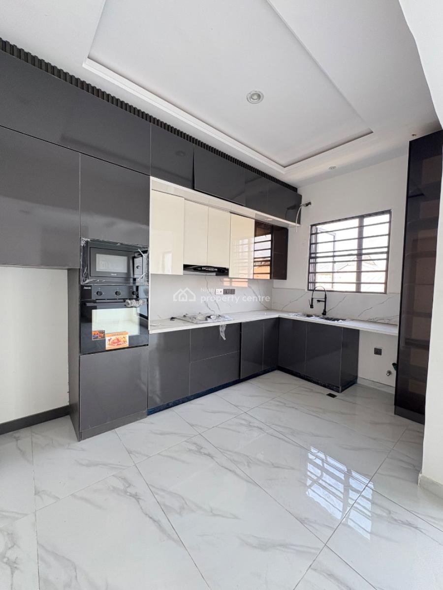 New Built 2 Bedroom, Oniru, Victoria Island (vi), Lagos, Block of Flats for Sale