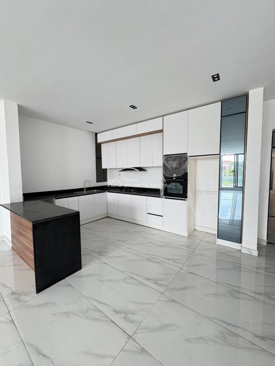 a Lovely 2 Bedroom Apartment, Victoria Island (vi), Lagos, Block of Flats for Sale