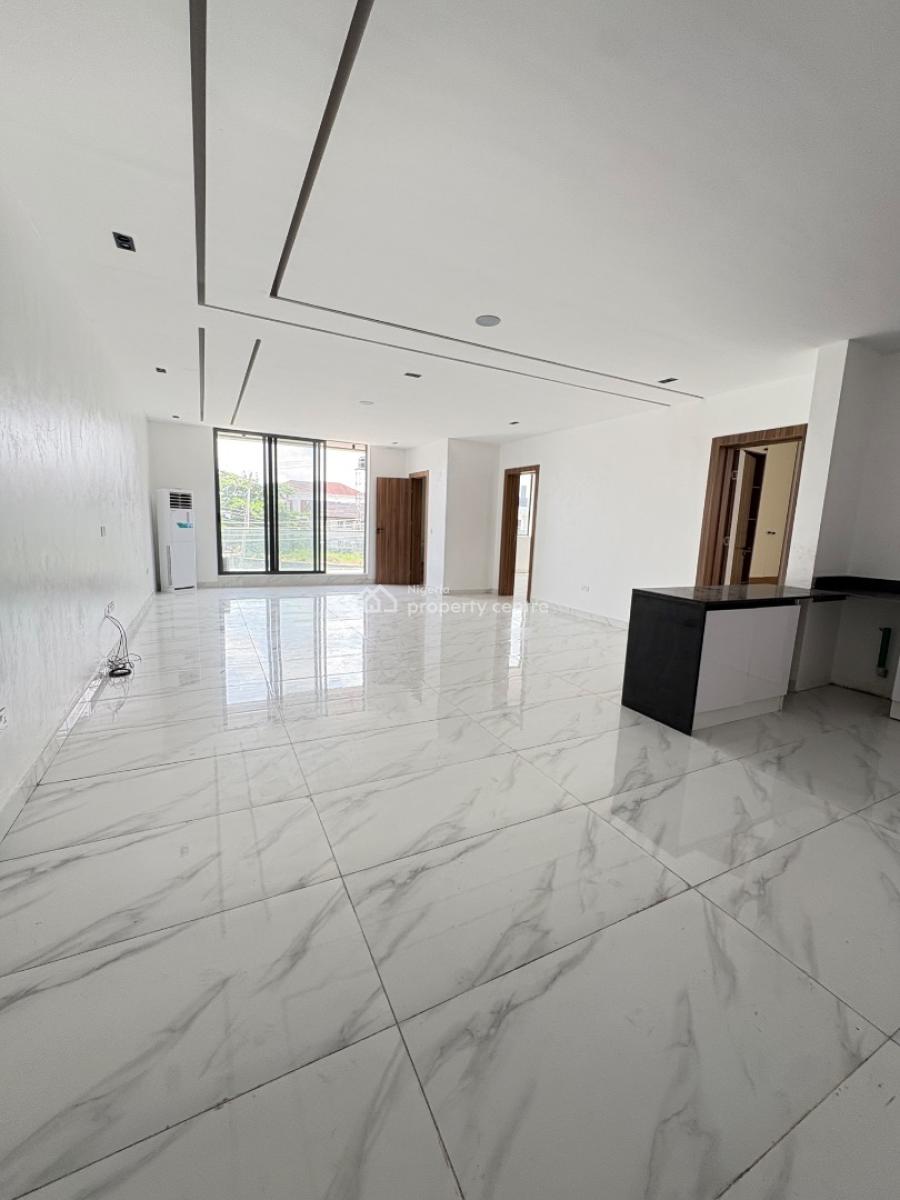 a Lovely 2 Bedroom Apartment, Victoria Island (vi), Lagos, Block of Flats for Sale