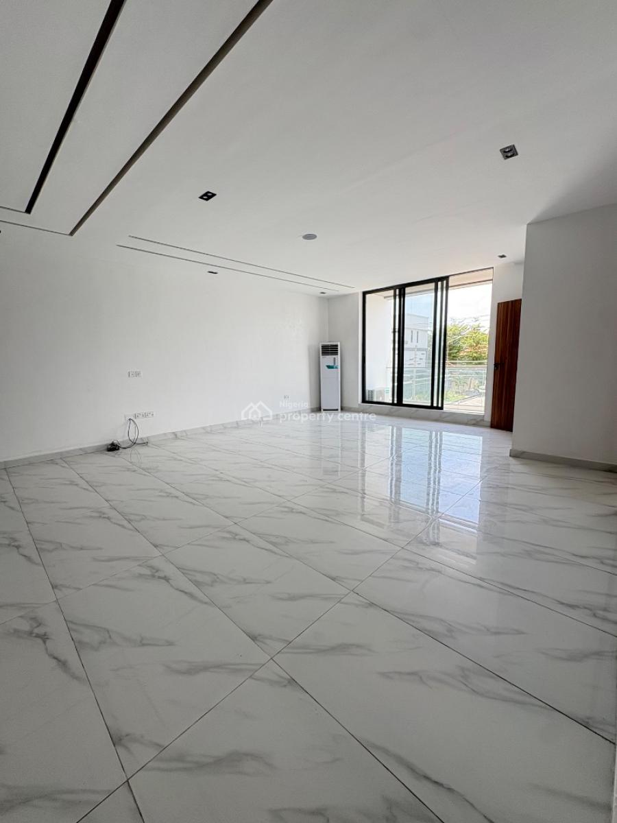 a Lovely 2 Bedroom Apartment, Victoria Island (vi), Lagos, Block of Flats for Sale