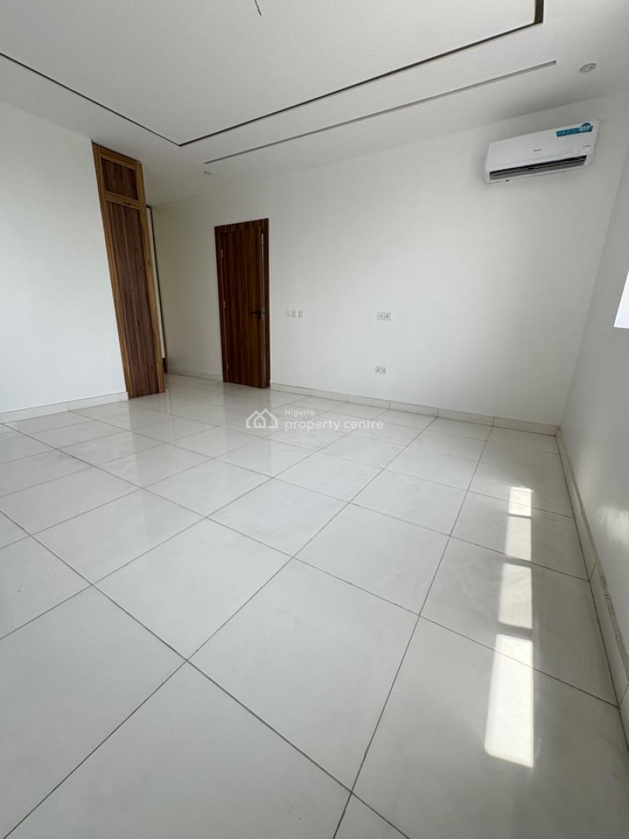 a Lovely 2 Bedroom Apartment, Victoria Island (vi), Lagos, Block of Flats for Sale