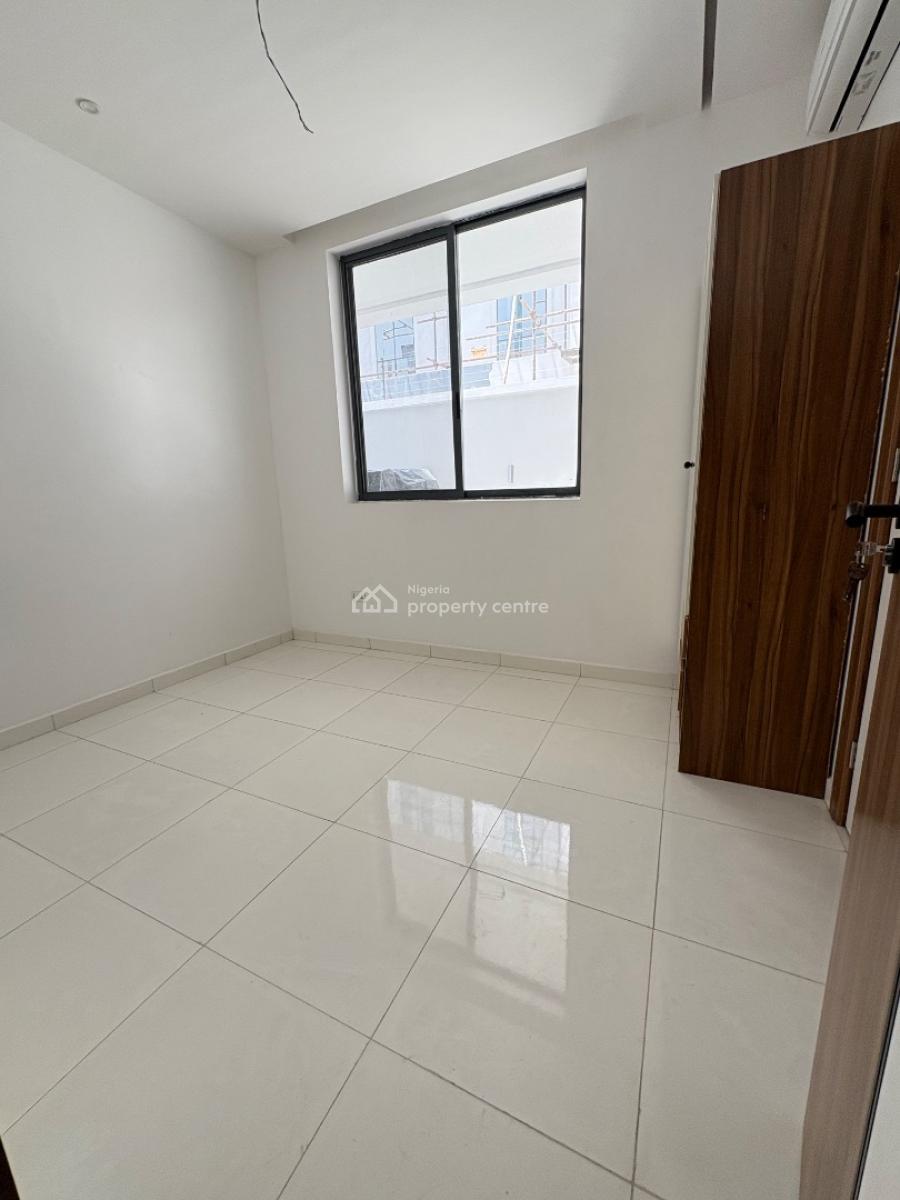 a Lovely 2 Bedroom Apartment, Victoria Island (vi), Lagos, Block of Flats for Sale