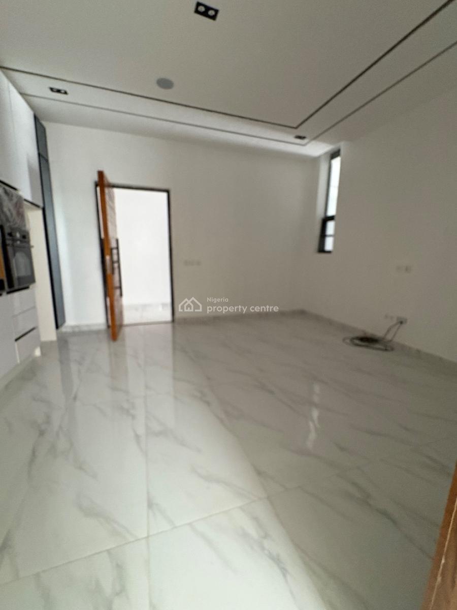 a Lovely 2 Bedroom Apartment, Victoria Island (vi), Lagos, Block of Flats for Sale