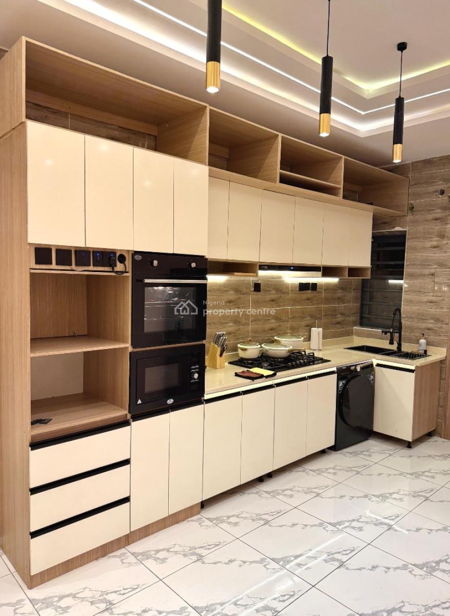 Luxury 2 Bedroom Apartment, Chevron, Lekki Phase 2, Lekki, Lagos, Flat / Apartment Short Let