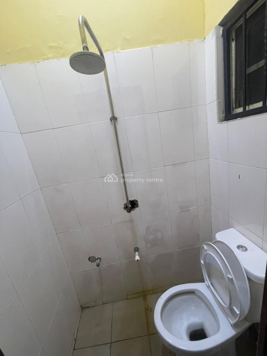 Spacious Boys Squatters (bq), Prime Water View Estate, Ajiran Mews, Agungi, Lekki, Lagos, Self Contain (single Rooms) for Rent