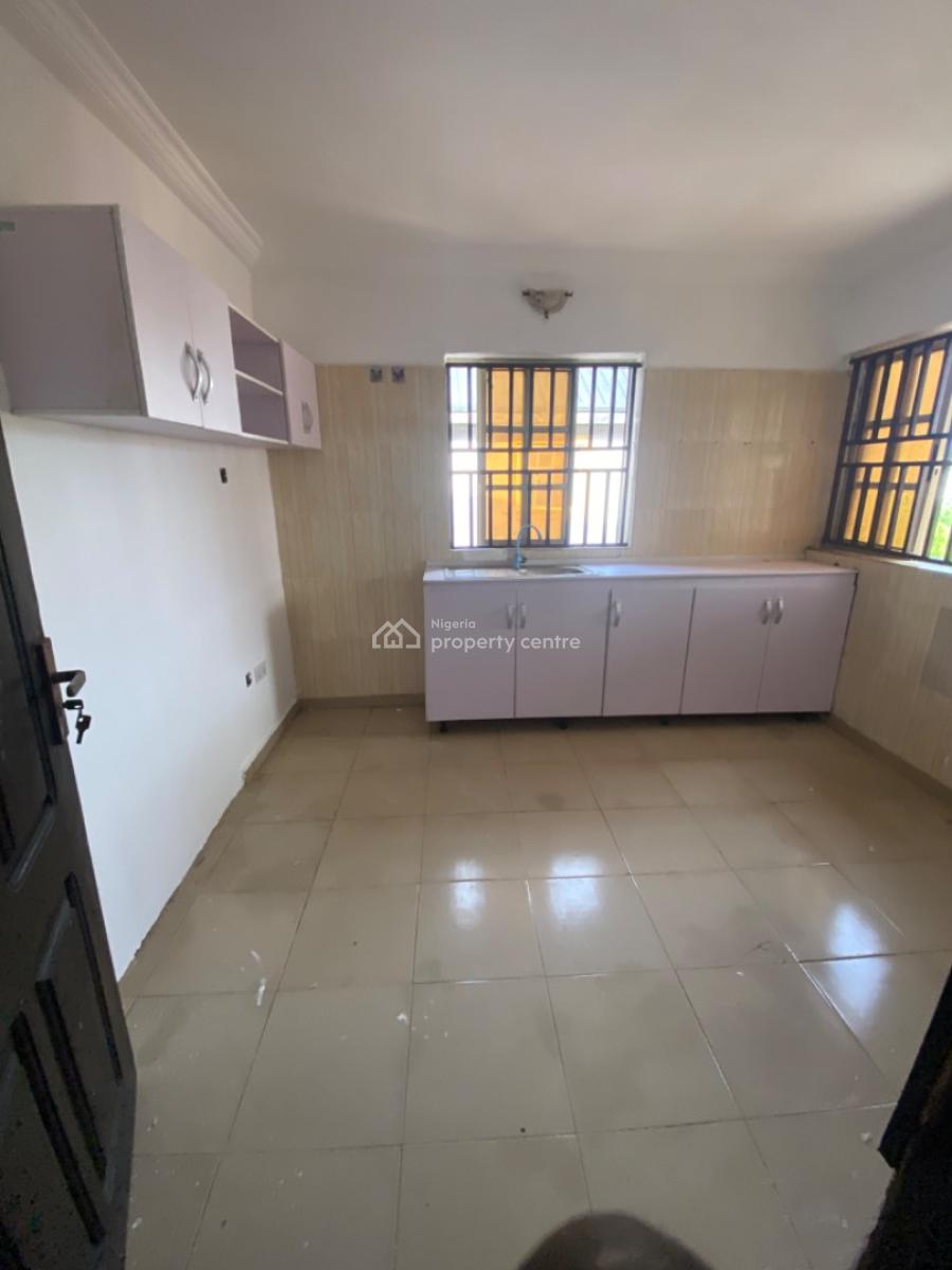 Neatly Used 1bedroom Flat, Oakland Estate, Behind Blenco, Ajah, Lagos, Flat / Apartment for Rent