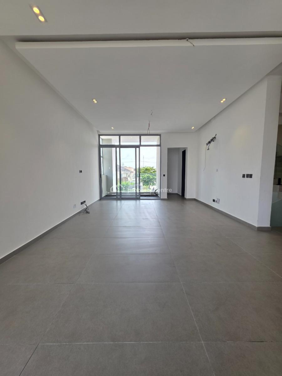 Luxury 4 Bedroom Terrace Duplex with Excellent Finishing, Lekki Phase 1, Lekki, Lagos, Terraced Duplex for Sale
