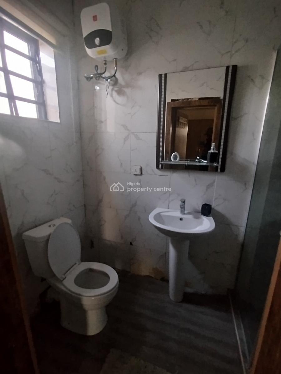 Fully Furnished and Serviced 2 Bedroom Apartment on 1st Floor, Ologolo, Lekki, Lagos, Flat / Apartment for Sale