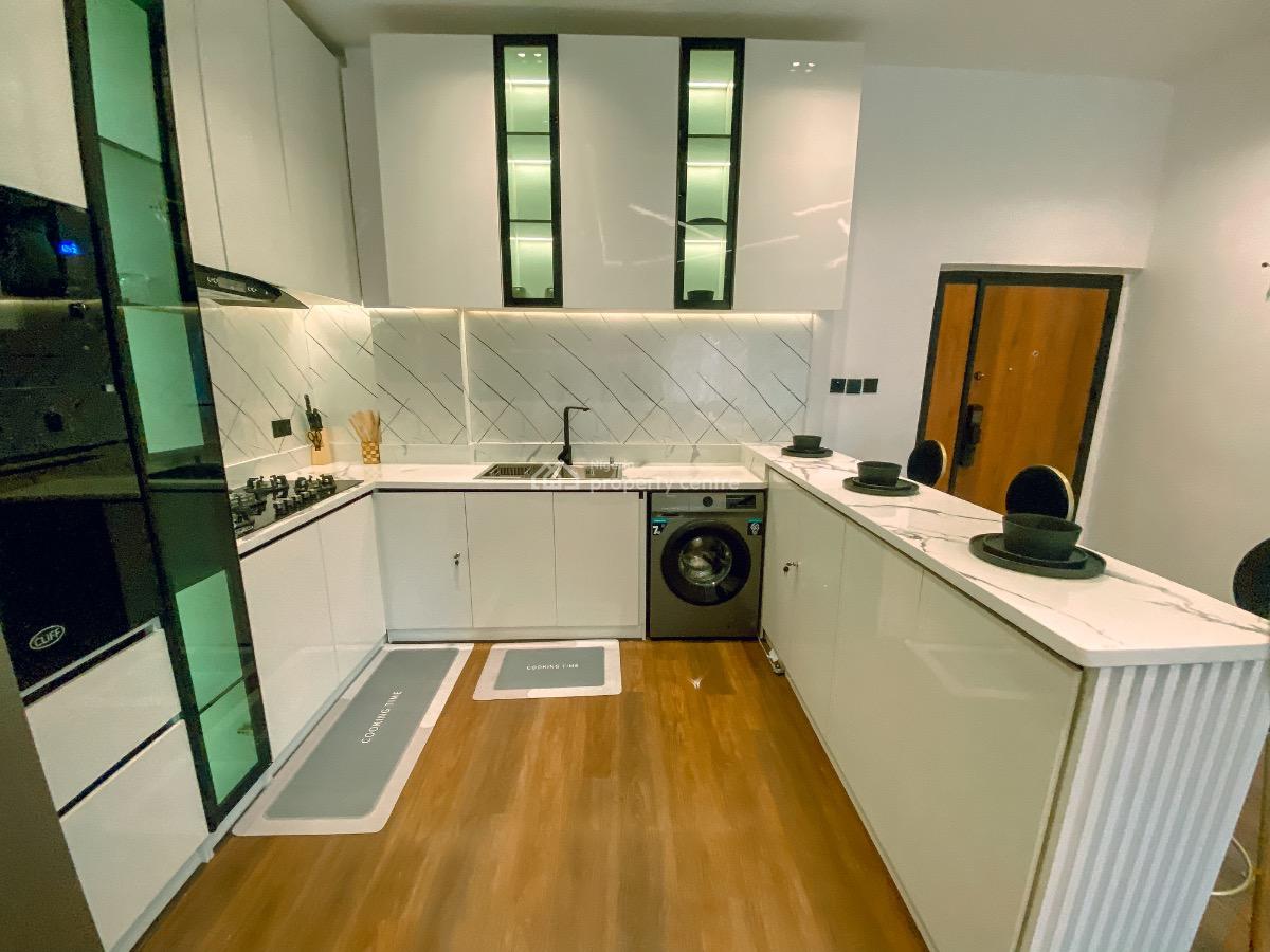 Luxury 2 Bedroom Apartment, Wole Olateju Crescent, Lekki Phase 1, Lekki, Lagos, House Short Let