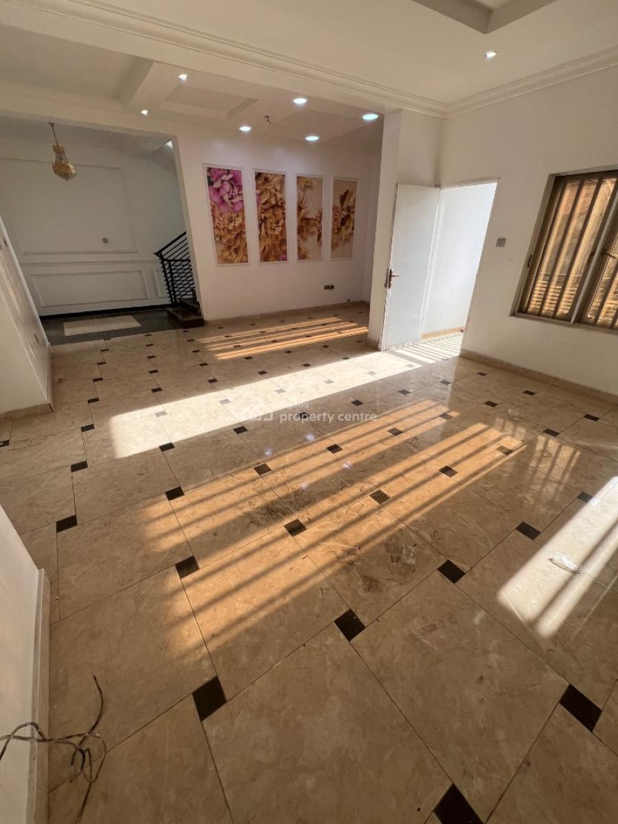 Super-clean 4-bedroom Maisonette Duplex in Osapa London Estate., Osapa London, Osapa, Lekki, Lagos, Flat / Apartment for Rent
