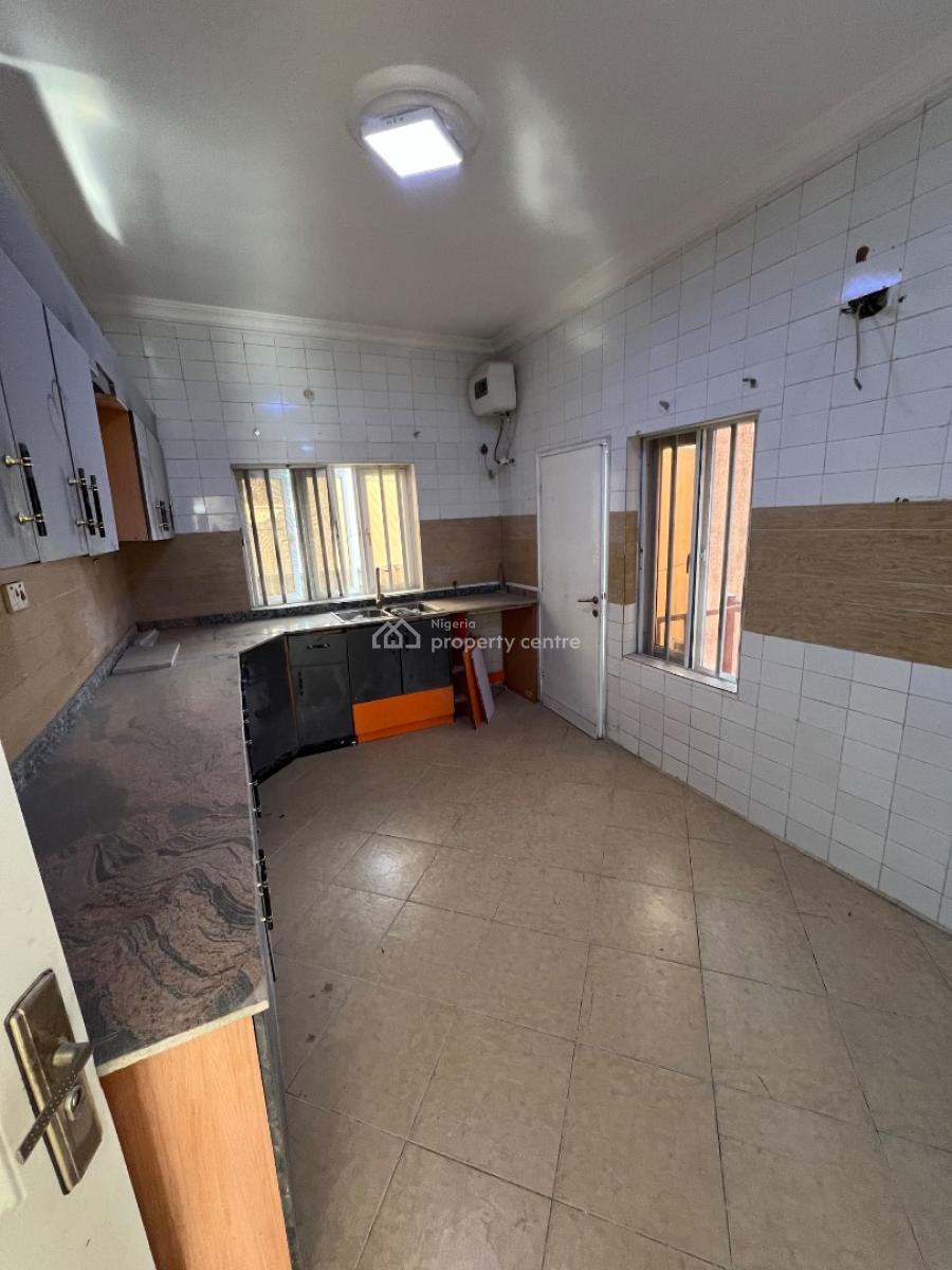 Super-clean 4-bedroom Maisonette Duplex in Osapa London Estate., Osapa London, Osapa, Lekki, Lagos, Flat / Apartment for Rent