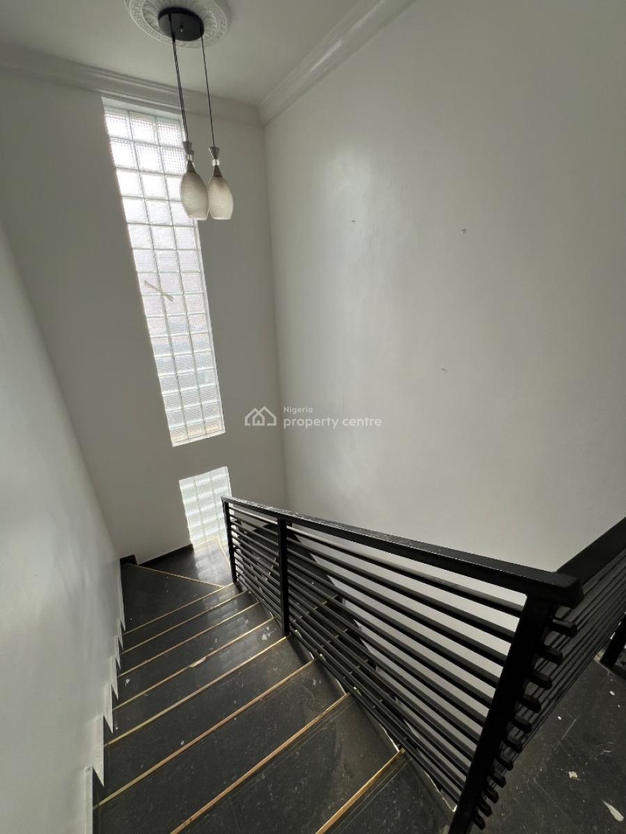 Super-clean 4-bedroom Maisonette Duplex in Osapa London Estate., Osapa London, Osapa, Lekki, Lagos, Flat / Apartment for Rent