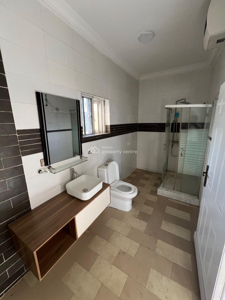 Super-clean 4-bedroom Maisonette Duplex in Osapa London Estate., Osapa London, Osapa, Lekki, Lagos, Flat / Apartment for Rent