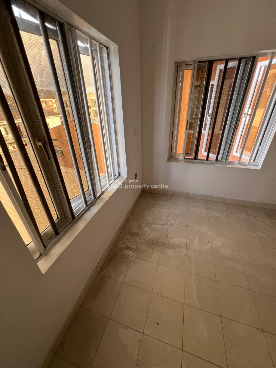 Super-clean 4-bedroom Maisonette Duplex in Osapa London Estate., Osapa London, Osapa, Lekki, Lagos, Flat / Apartment for Rent