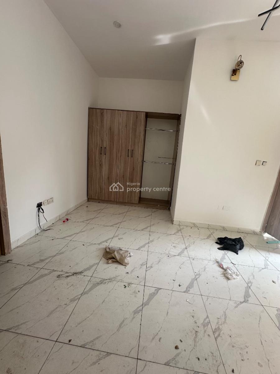 3 Bedrooms, Ikota, Lekki, Lagos, Terraced Duplex for Sale
