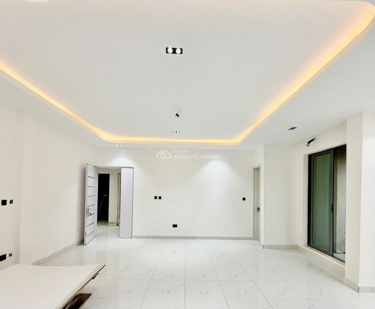 Exceptionally Built 2 Bedroom Apartment with Modern Finishing, Coastal High Way, Ikate, Lekki, Lagos, Flat / Apartment for Sale