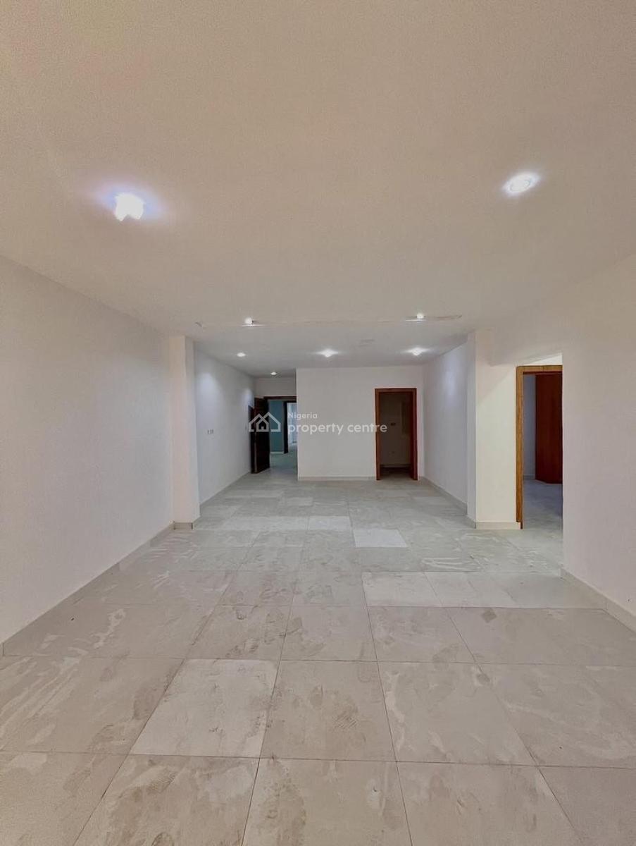 Spacious 2 Bedroom Apartment with Elevator, 2 Bedroom Apartment for Rent, Lekki Phase 1, Lekki, Lagos, Flat / Apartment for Rent