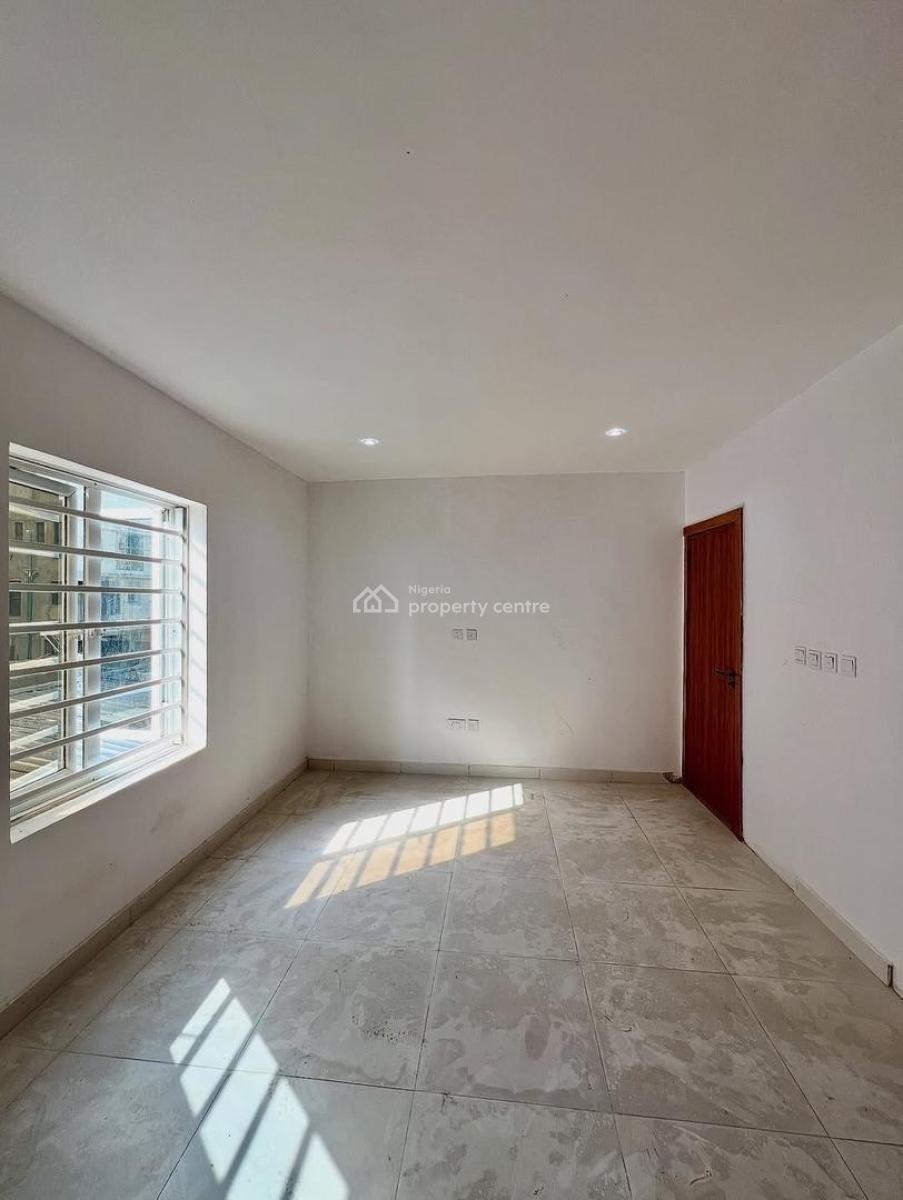 Spacious 2 Bedroom Apartment with Elevator, 2 Bedroom Apartment for Rent, Lekki Phase 1, Lekki, Lagos, Flat / Apartment for Rent