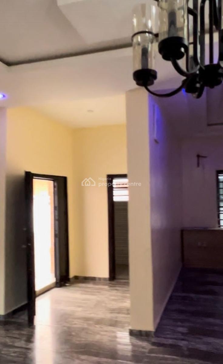 Spacious Studio Apartment Within a Secured Estate, Chevron, Lekki, Lagos, Self Contain (single Rooms) for Rent