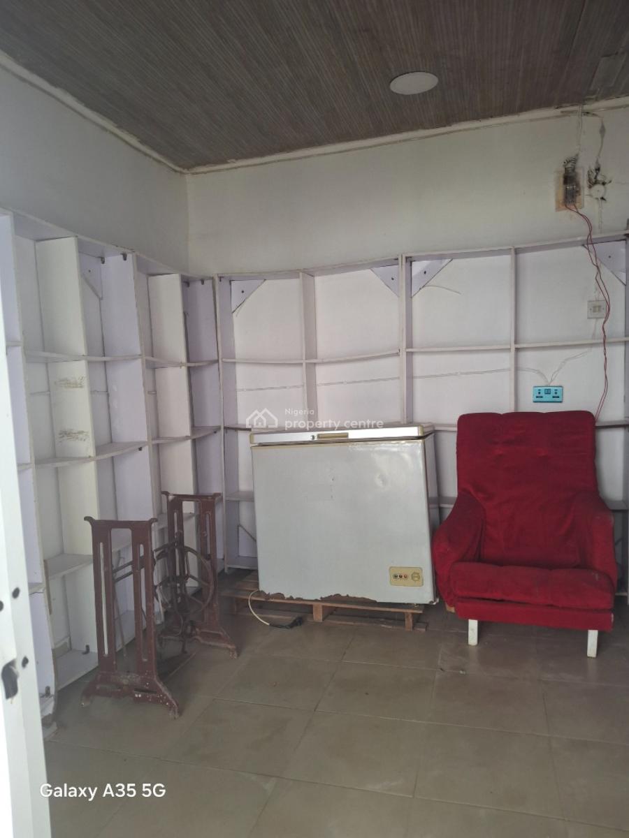 Spacious Shop, Silverland, Ajah, Lagos, Shop for Rent
